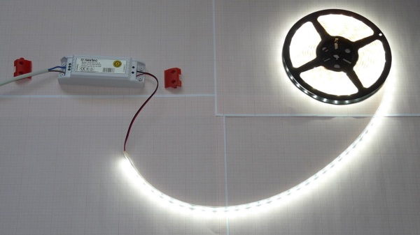 شريط LED 5 متر